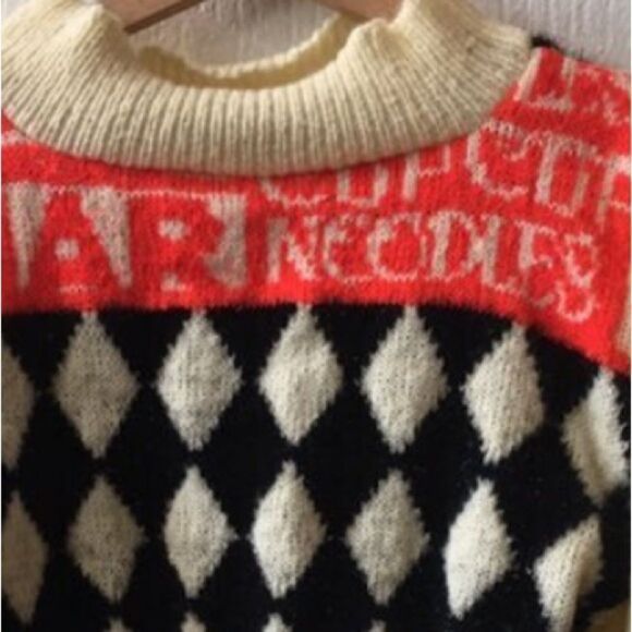 Alicia Morgand Halter Top Lettuce/cup of noodle crop top Handmade knit NWT S - Picture 2 of 6